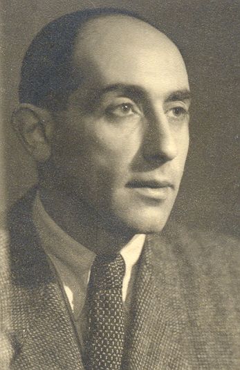 zmarl-otto-axer